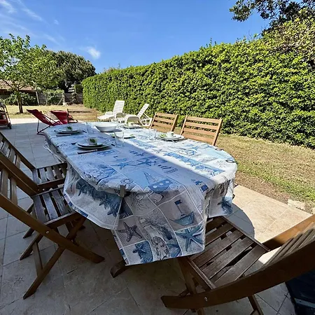 Maison 4 Pieces 8 Couchages Georges D'oleron Sgo000-019 * سا جورج دوليه